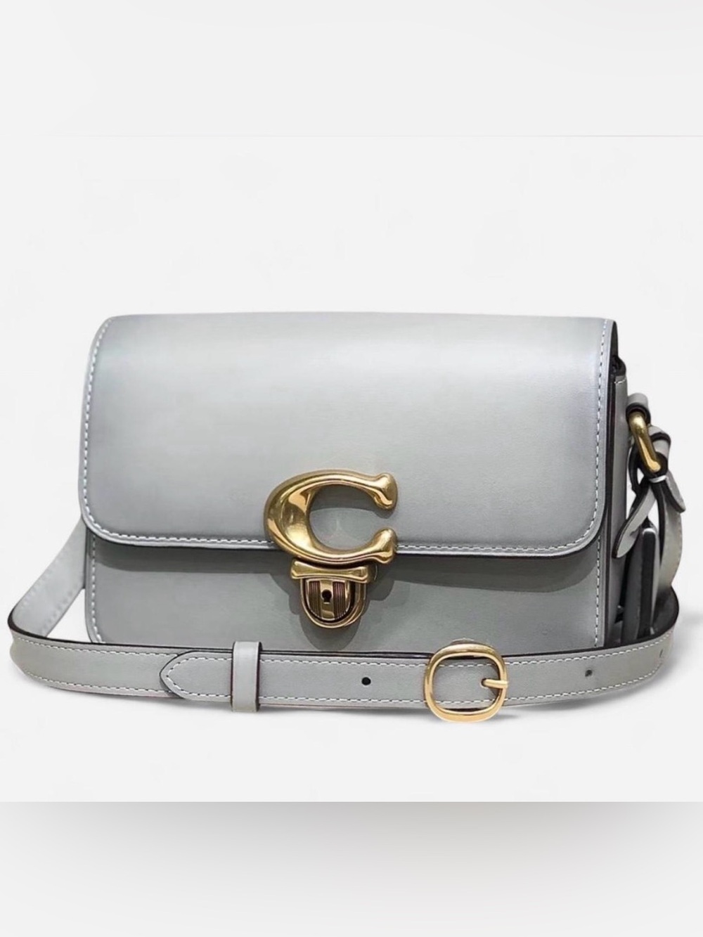 NWT Coach Glovetanned Leather Studio Shoulder Bag 19 - Dove Grey